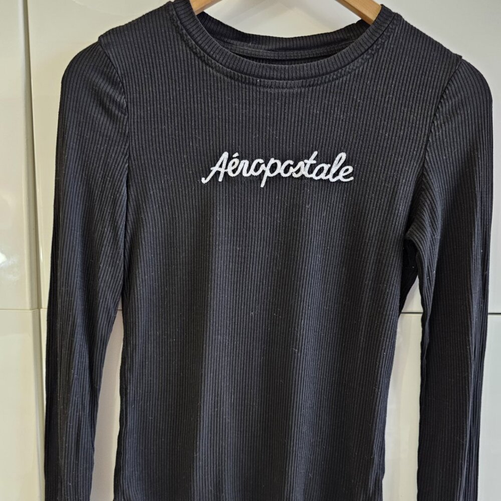 Y2k Long Sleeve Aeropostale Script Graphic Tee